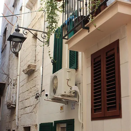 Dimora Nel Vico- Vico San Martino- Centro Storico *